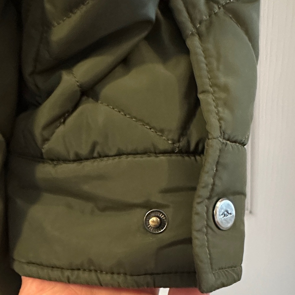 ROOTS Y2K Women’s Minimalist Olive Quilted Coat with Sleeve Patch Sz Lg - Picture 11 of 17